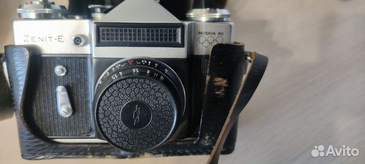 Фотоаппарат Зенит Е с олимпийской символикой