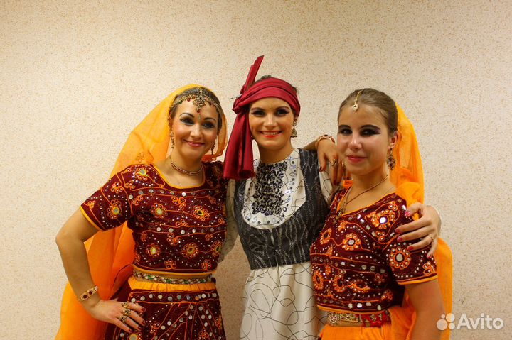 Уроки танцев в стиле Болливуд