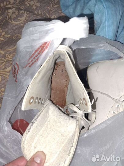 Коньки фигурные