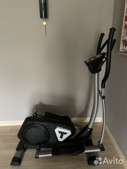 Эллиптический тренажер torneo