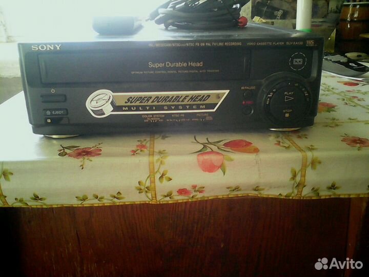 Видеомагнитофон sony