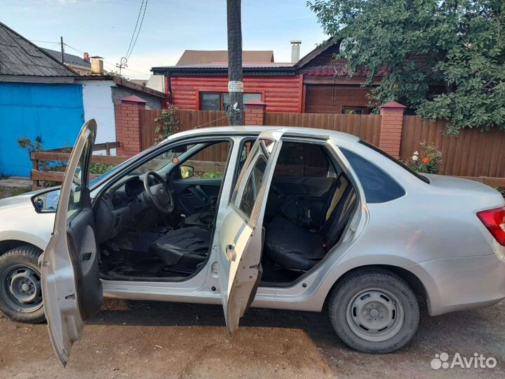 LADA Granta 1.6 МТ, 2017, 94 000 км