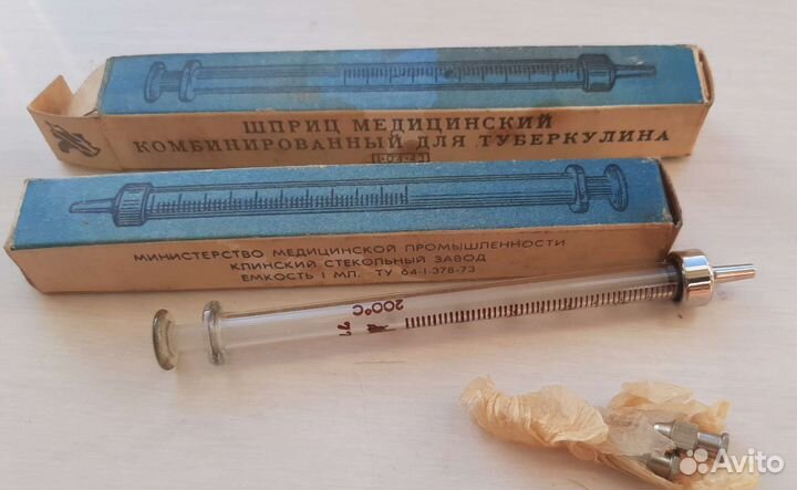 Шприц стеклянный советский
