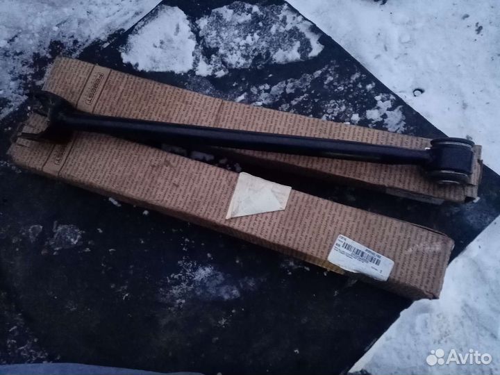 Тяга задняя поперечная Toyota