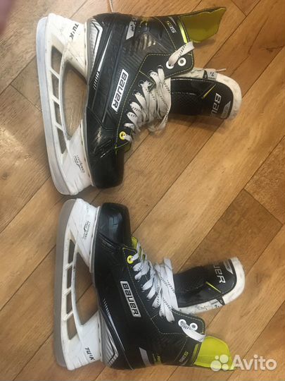 Хоккейные коньки bauer