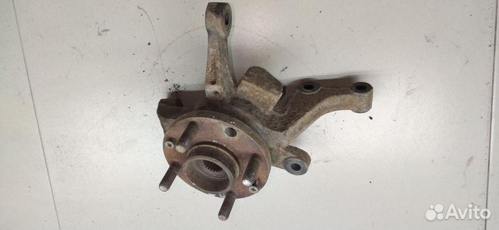 Кулак передний правый Chevrolet Aveo T200 2006