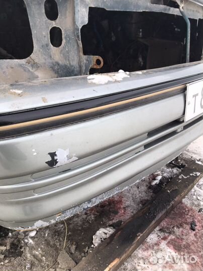 Бампер dodge caravan