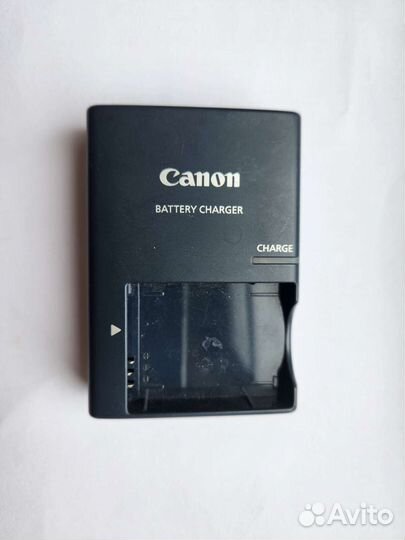 Компактный фотоаппарат canon