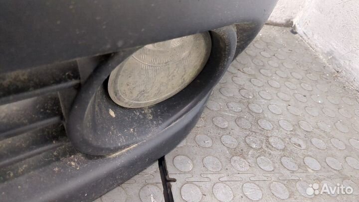 Бампер передний Subaru Tribeca (B9)