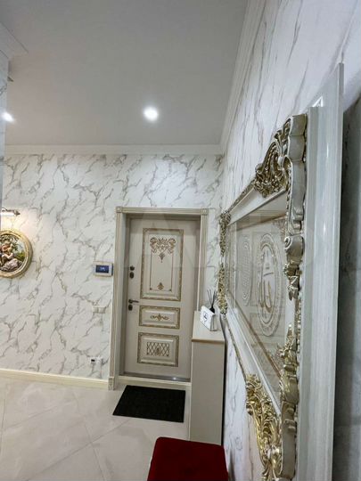 2-к. квартира, 84 м², 24/37 эт.