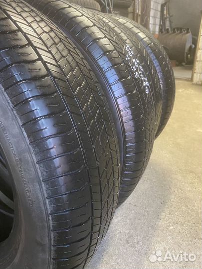 Yokohama Geolandar G033 215/70 R16