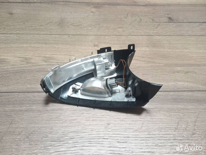 Повторитель поворота зеркало L VW Tiguan 1 07-16