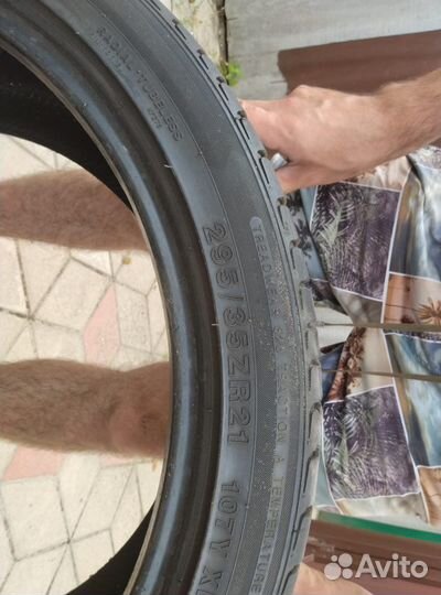 Kinforest KF-550 295/35 R21