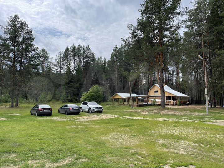 Дом 320 м² на участке 2 га