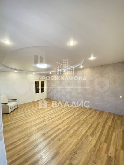 3-к. квартира, 107 м², 6/8 эт.