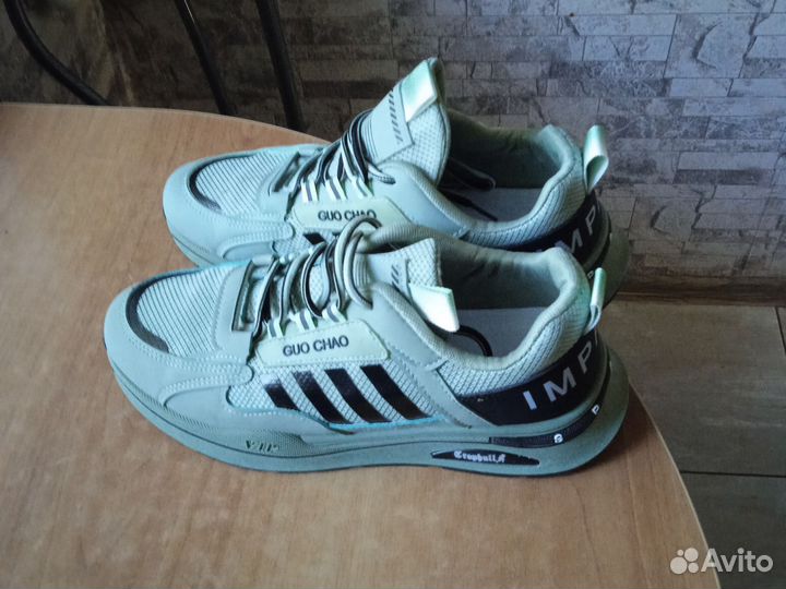 Adidas мужские кроссовки