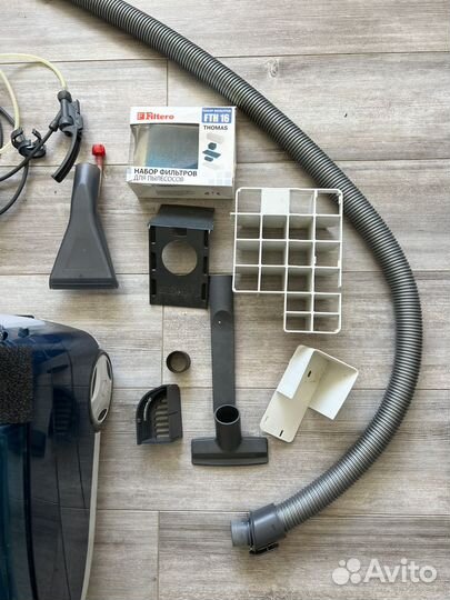 Пылесос Thomas Twin t1 в рабочем