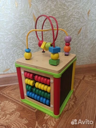 Развивающие игрушки