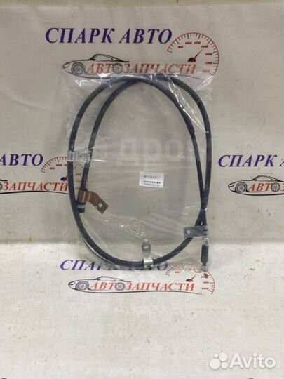 Трос ручного тормоза L200 правый в Хабаровске