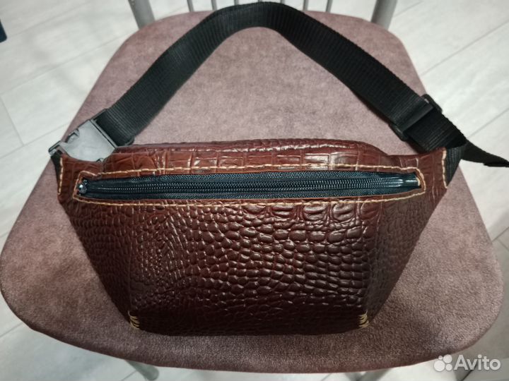 Кожаный ремень, сумка бананка, кошельки