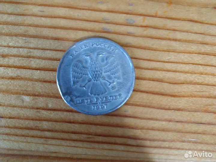 5р-2 монеты очень редкий брак монеты