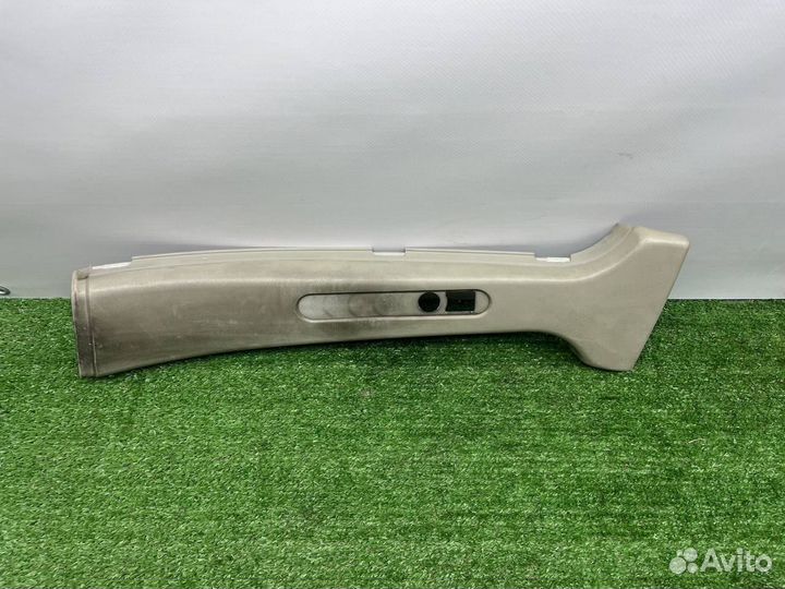 Обшивка салона Mercedes-Benza1686920322