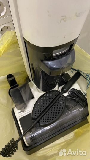 Моющий пылесос redkey