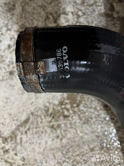 Воздушные патрубки volvo 2.5t