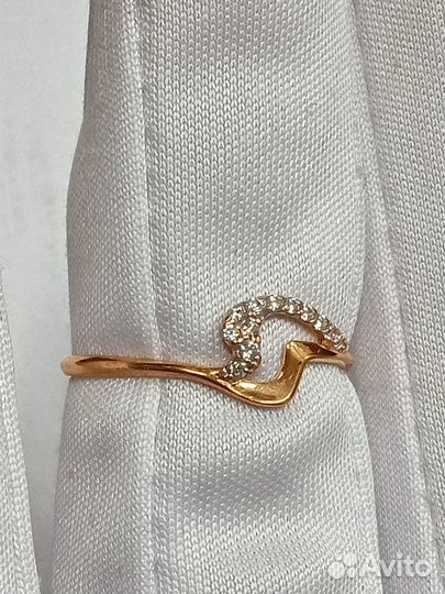 Золотое кольцо с фианитом 16,5р