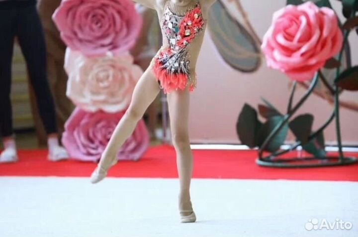 Купальник для художественной гимнастики