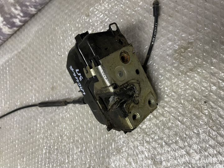 Замок задней правой двери Laguna Лагуна 2