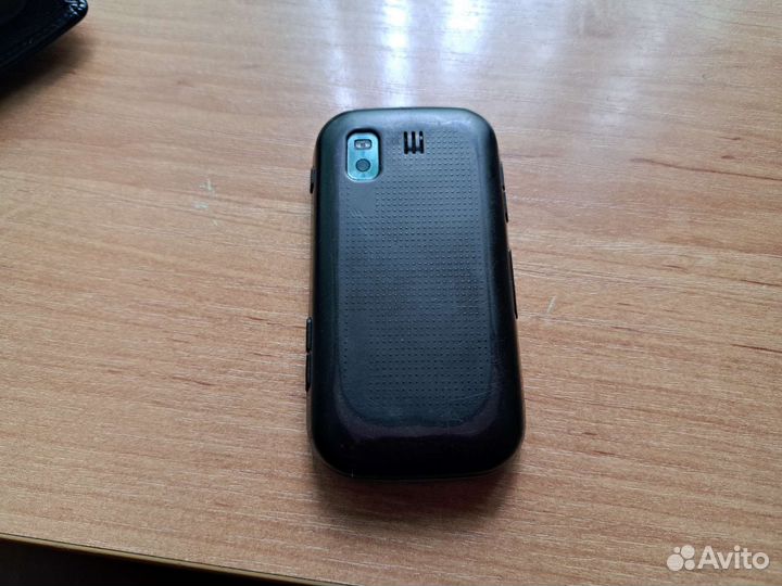Телефон Samsung gt b5722