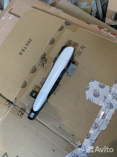 Ручка двери Mazda 3 bl 08-12 гв