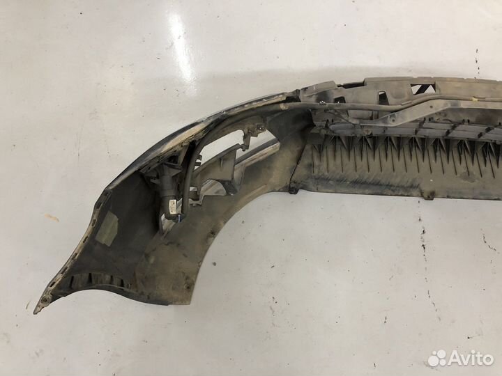 Передний Бампер Passat CC