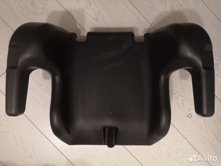 Детский бустер автомобильный