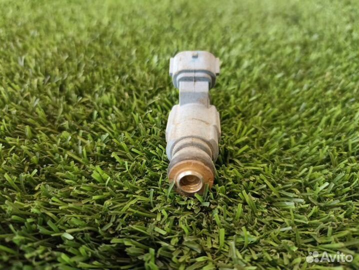 Форсунка топливная Hyundai Solaris RB G4FC