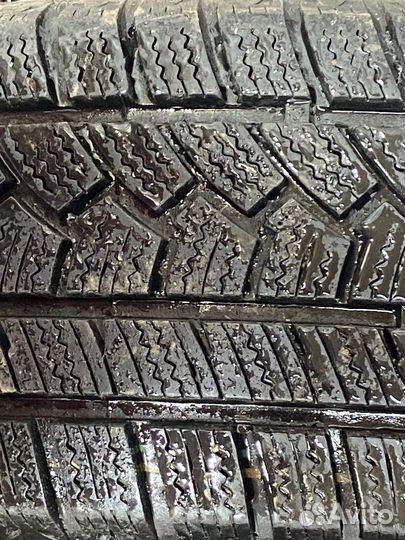 Sunfull SF-983 AS 205/60 R16 92H