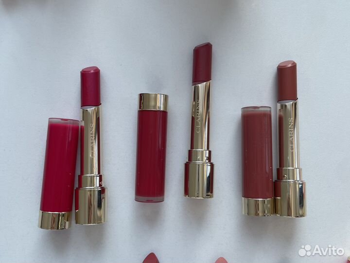Clarins помада joli rouge