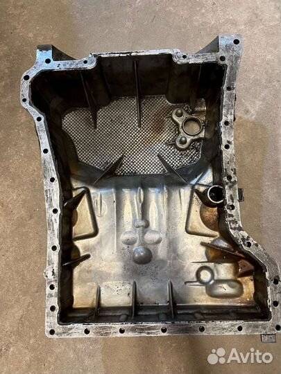 Поддон Мерседес w204 С180