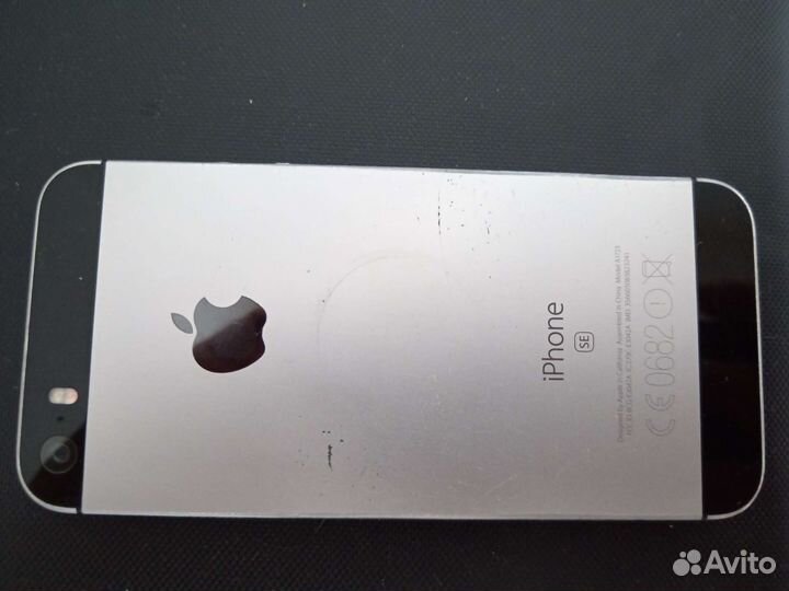 Телефон iPhone 5se