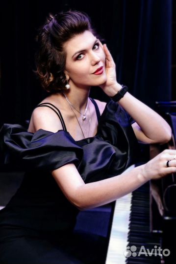 Музыкант на мероприятие, пианист, велком