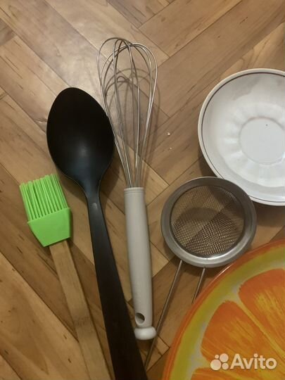 Посуда, мелочи для кухни