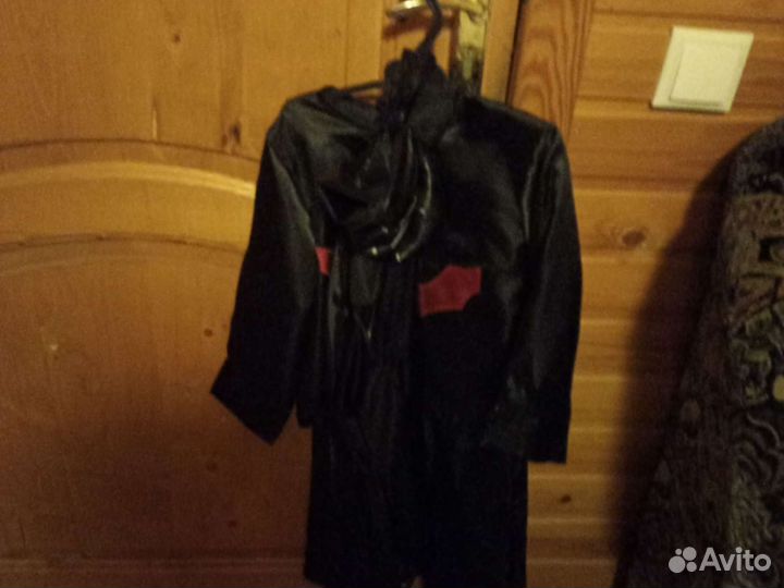 Костюм Бэтмена на мальчика. Размер 32