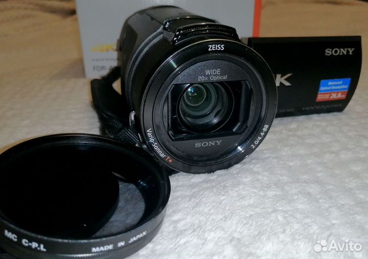 Отличная камера Sony FDR-AX43 20x оптический зум