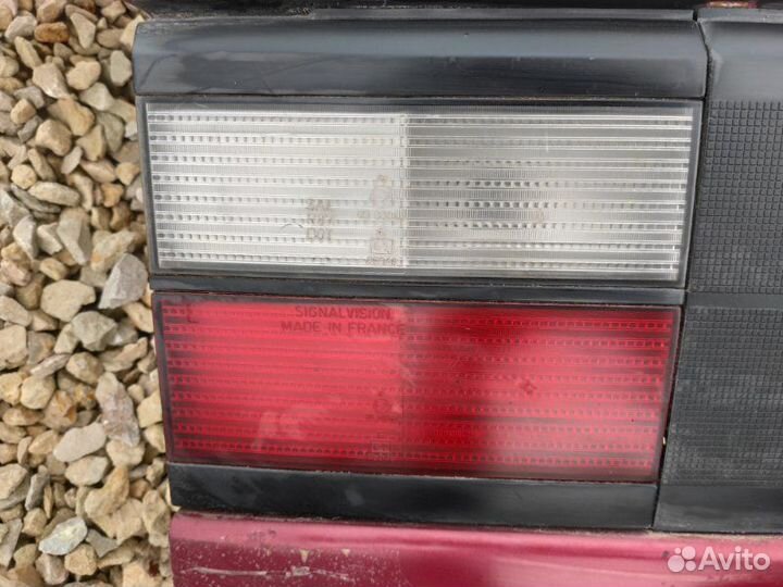 Фонарь задний левый Volkswagen Passat B3