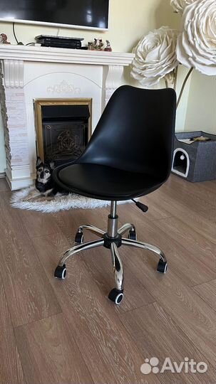 Компьютерное офисное кресло