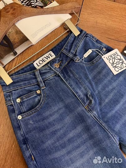 Джинсы loewe