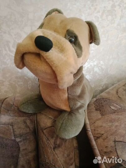 Плюшевая игрушка собака
