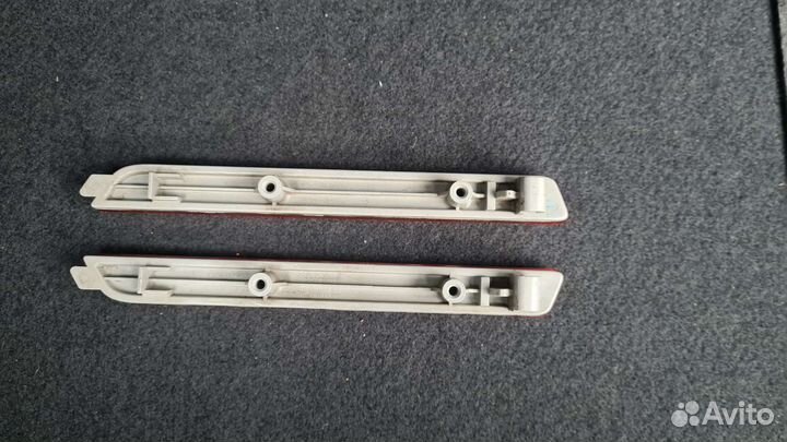 Катафоты (отражатели) заднего бампера Мазда 3 BK