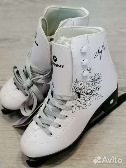 Коньки фигурные